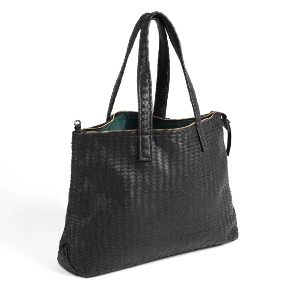 Tote with Secure Zipper